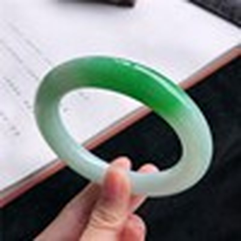 Pulsera de jadeíta birmana nat - Lighting reseña y precio