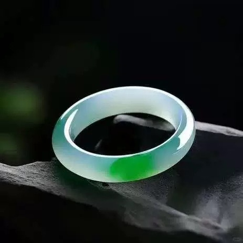 Pulsera de jadeíta de Myanmar, - Lighting reseña y precio